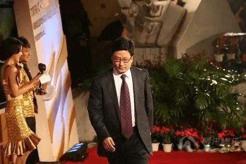 面对梅西,希望白岩松像一跑为快的小伙一样_新闻_时代_问题