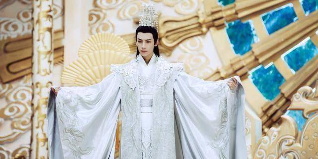 旭凤和润玉等人而言,导致他们命运坎坷的罪魁祸首就是太微