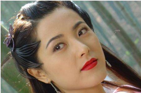 她是中戏"八大金钗"之一,却不曾大红,如今颜值依然秒杀很多人_曾黎