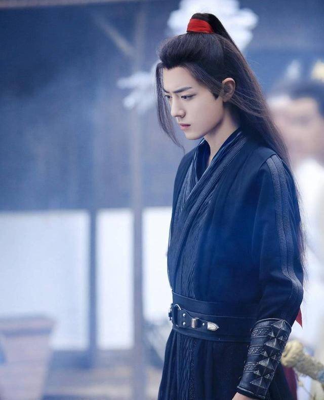 《陈情令》成为"剧王",圈内导演低调祝贺,文案很唯美_肖战_王一博