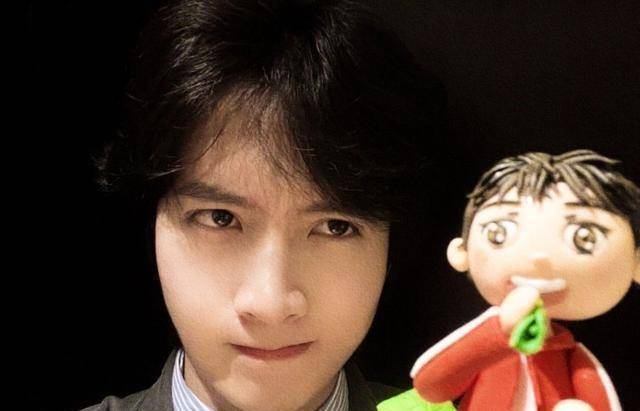 工作室否认陈宥维恋情,透露艺人目前单身,与王玉雯只是好友聚会_杨玏