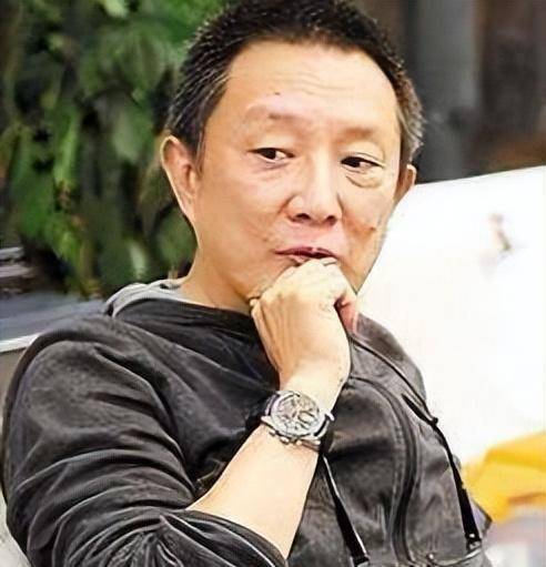 导演张黎:经历多段婚姻,对待患老年痴呆的母亲,他是个大孝子_才华