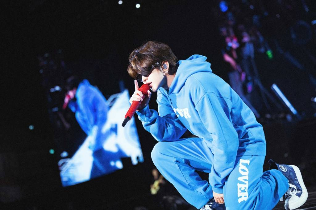 蔡徐坤事件迅速被港媒评价,标题风格浓浓的港台八卦风_回应_女网友