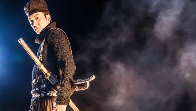 与赵丽颖分手一年半后,44岁的冯绍峰近况曝光:尴尬……_演技_资源