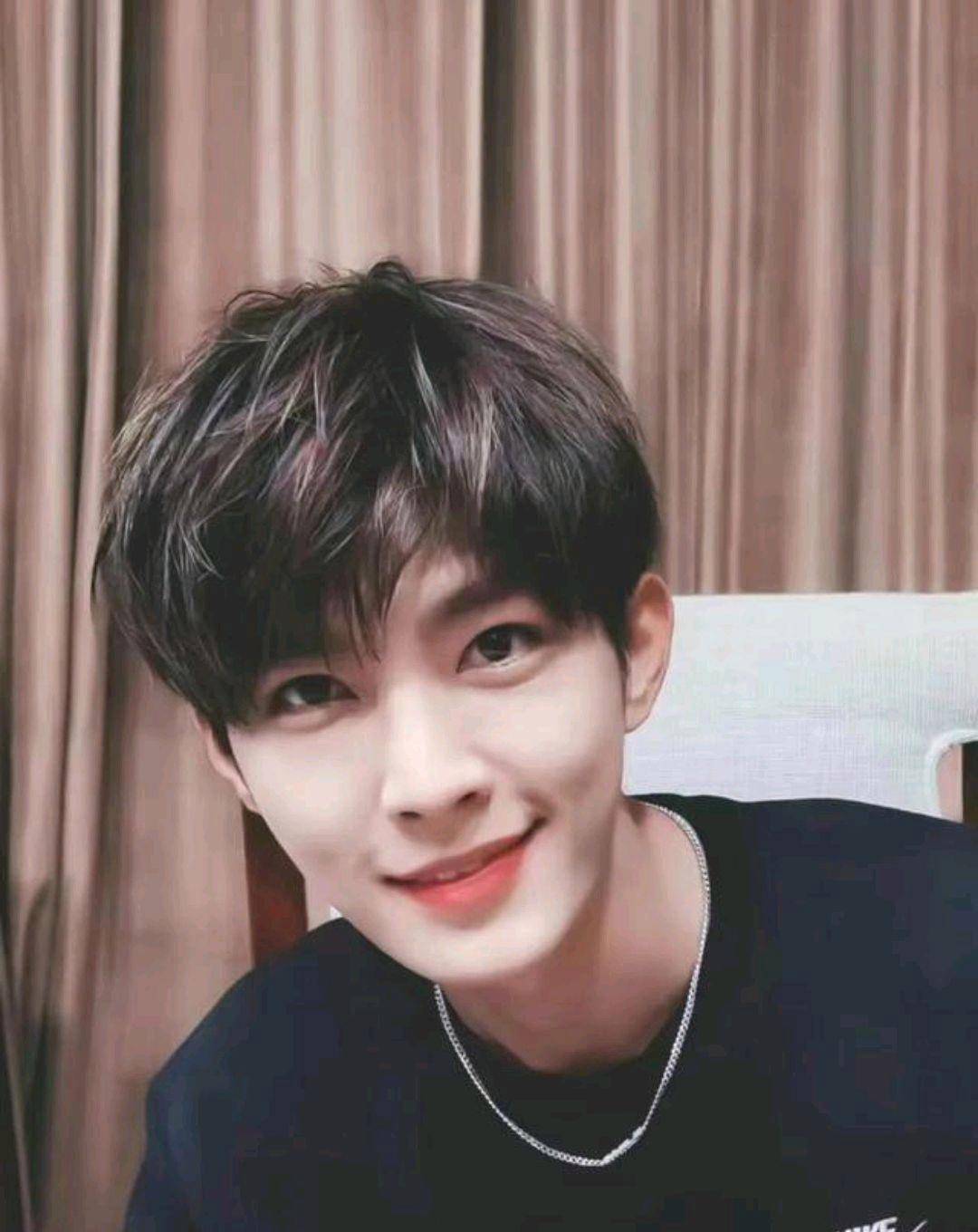 炎亚纶手机聊天记录曝光,如何保护个人隐私?_截图_公众_视频