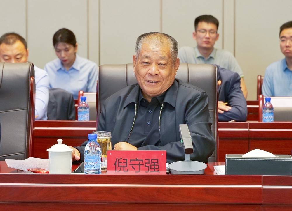 倪守强董事长介绍集团概况倪守强董事长回顾了奥润顺达发展历程,"