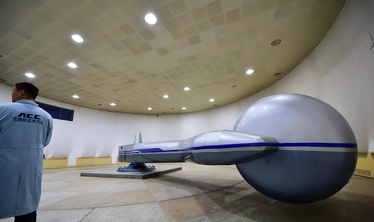 离心机训练刘洋之前是开运输机的,压根没接触过离心机训练.