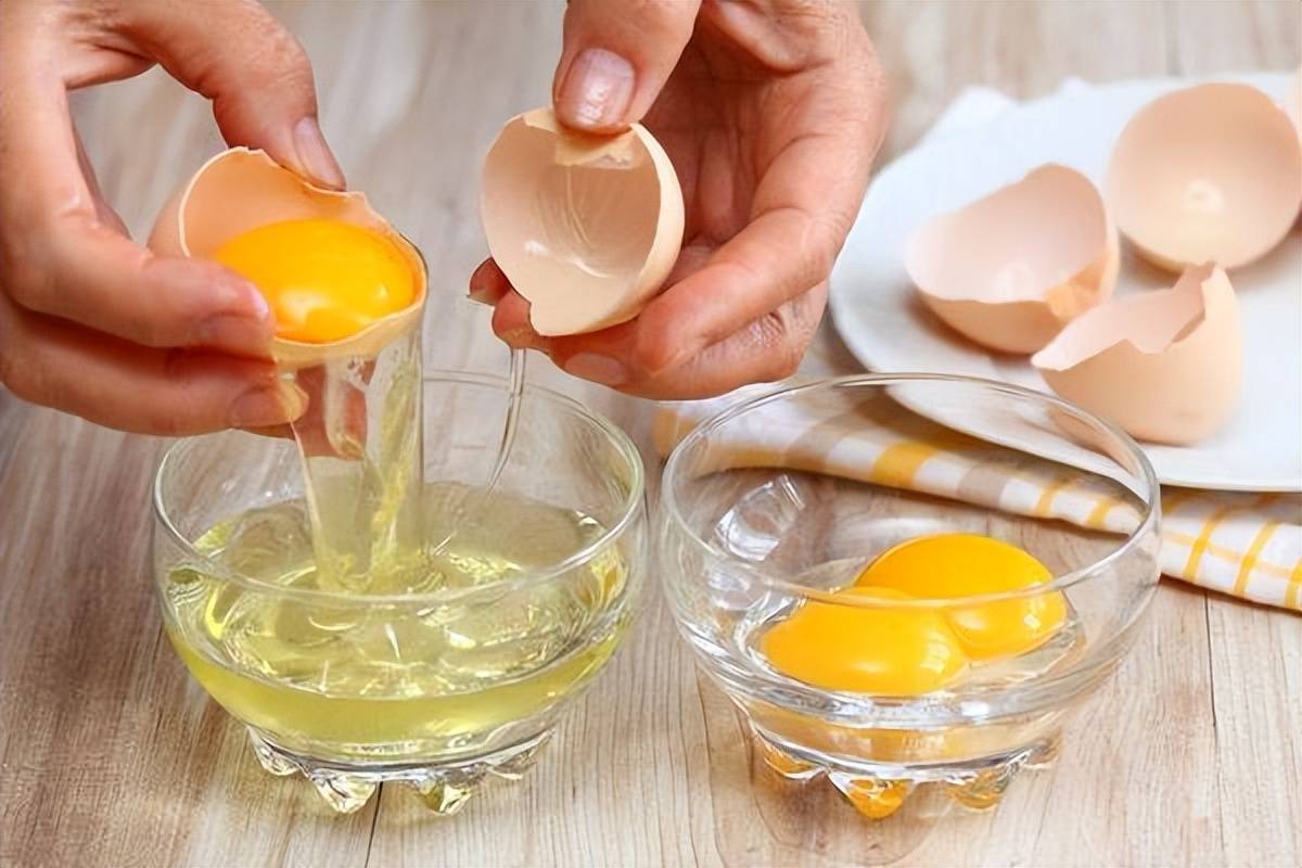 每天吃鸡蛋有什么好处(什么人不适合吃鸡蛋)