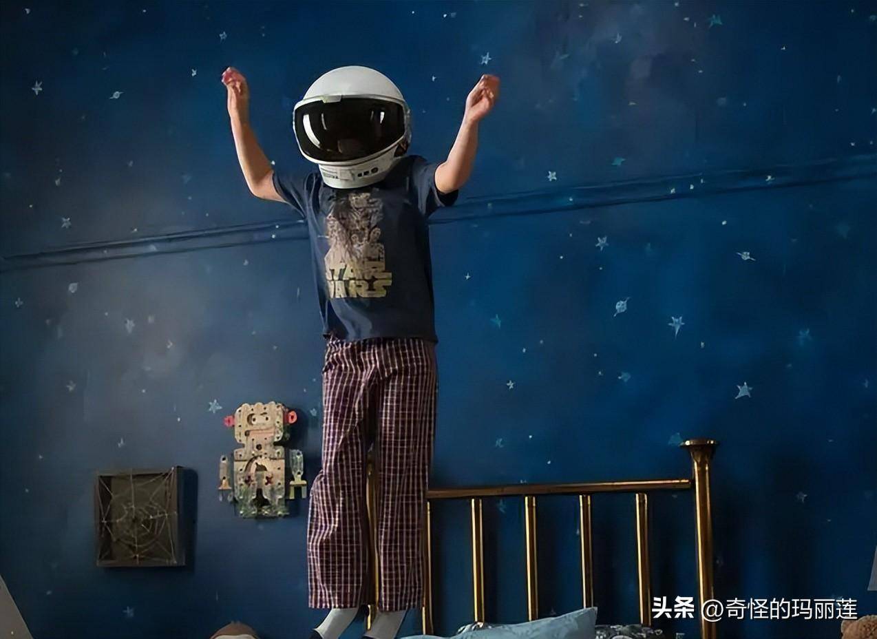 勇敢的故事,电影《奇迹男孩》_歧视_外貌_奥吉