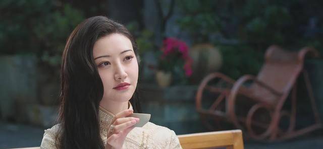 《司藤》:白金与幼年司藤相识,单志刚多重身份不简单_安蔓_陈婉_瓦房