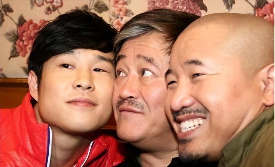 宋小宝:成名后抛弃妻子,娶白富美女粉丝,生龙凤胎走上人生巅峰_霍晓红