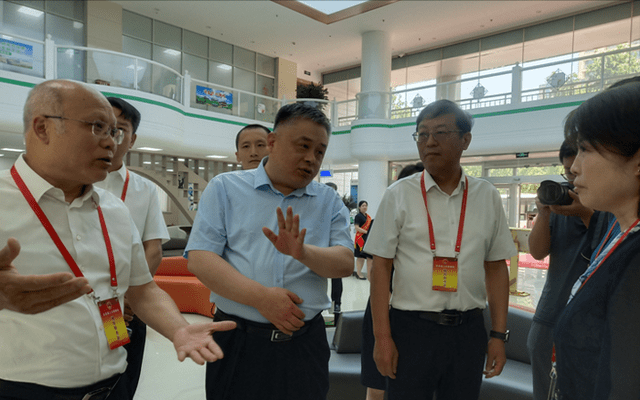 石家庄正定县人大常委会开展优化营商环境联动监督视察