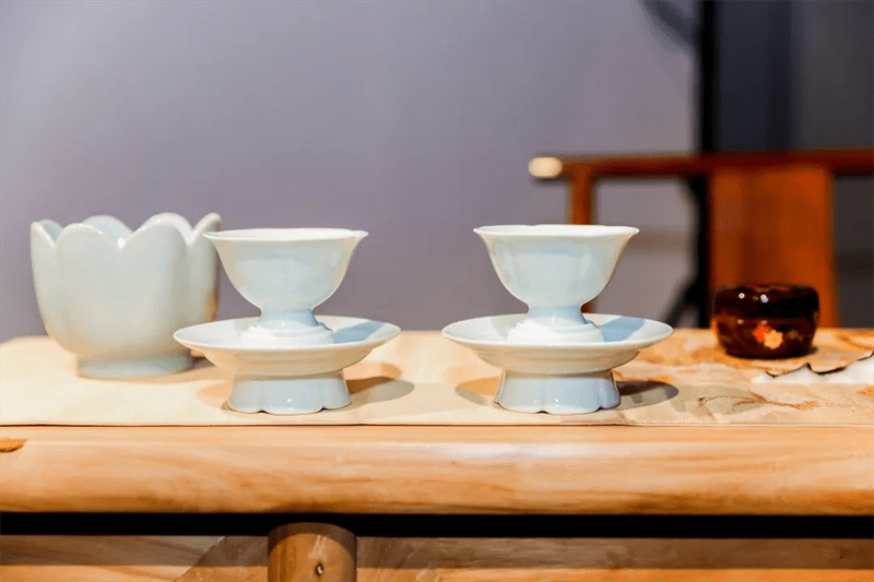 平顶山:五大名窑大师精品展在上海隆重开幕_文化_瓷器_艺术