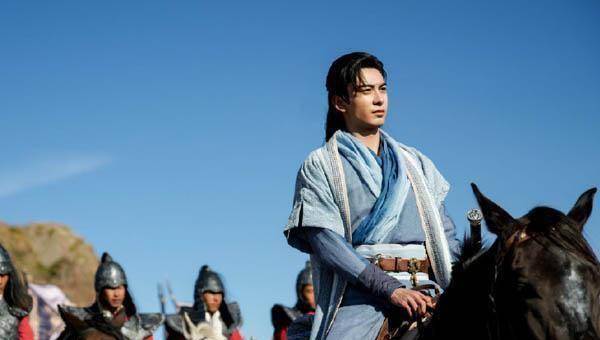 东宫顾小五杀白眼狼王,场面激烈,可他本人才是最大白眼狼_小枫_剧中