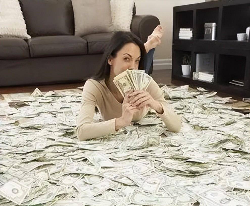 有钱人更聪明,说说这些淘金者的伎俩,打脸场景_女人_男人_女性