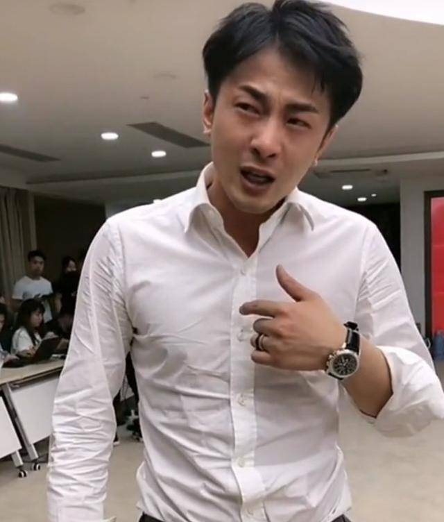 刚复出就引发负面舆情,谁给辛巴的底气?_直播_燕窝_产品