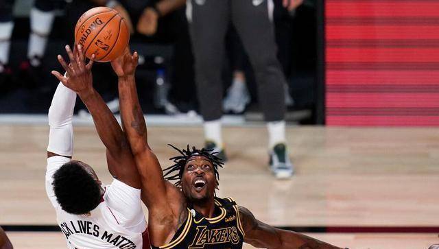 霍华德砍19 14恩比德携霍华德肆虐禁区76人克活塞预约东区龙头_西蒙斯