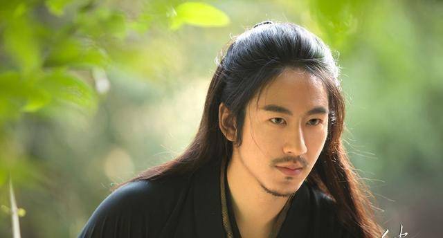 江奇霖:青鸟飞鱼成员,演过《太子妃》绿王,还娶了琅琊榜的宫羽_刘锐