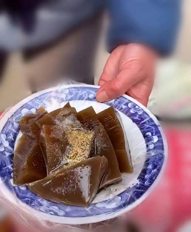 留坝:不一样的市井烟火和时髦摩登_张玉明_老街_刘建红