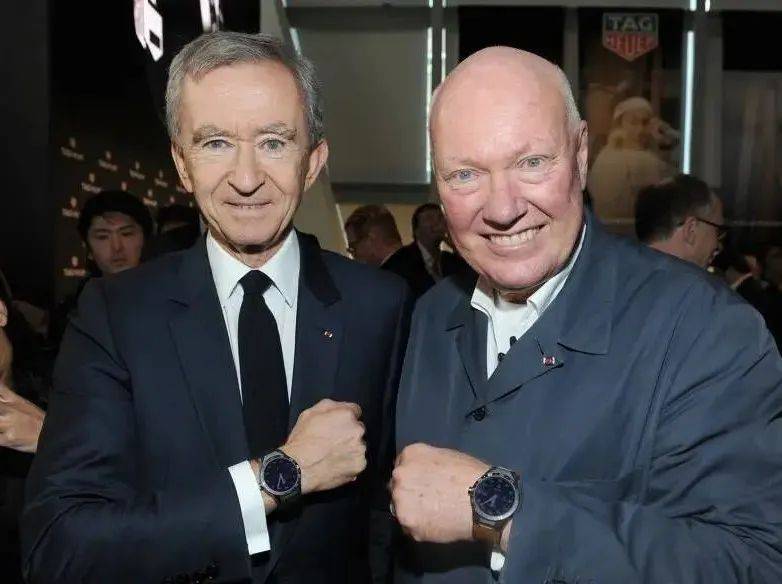 lv老板带儿女逛北京skp,5个孩子都是精英,谁能继承千亿帝国?