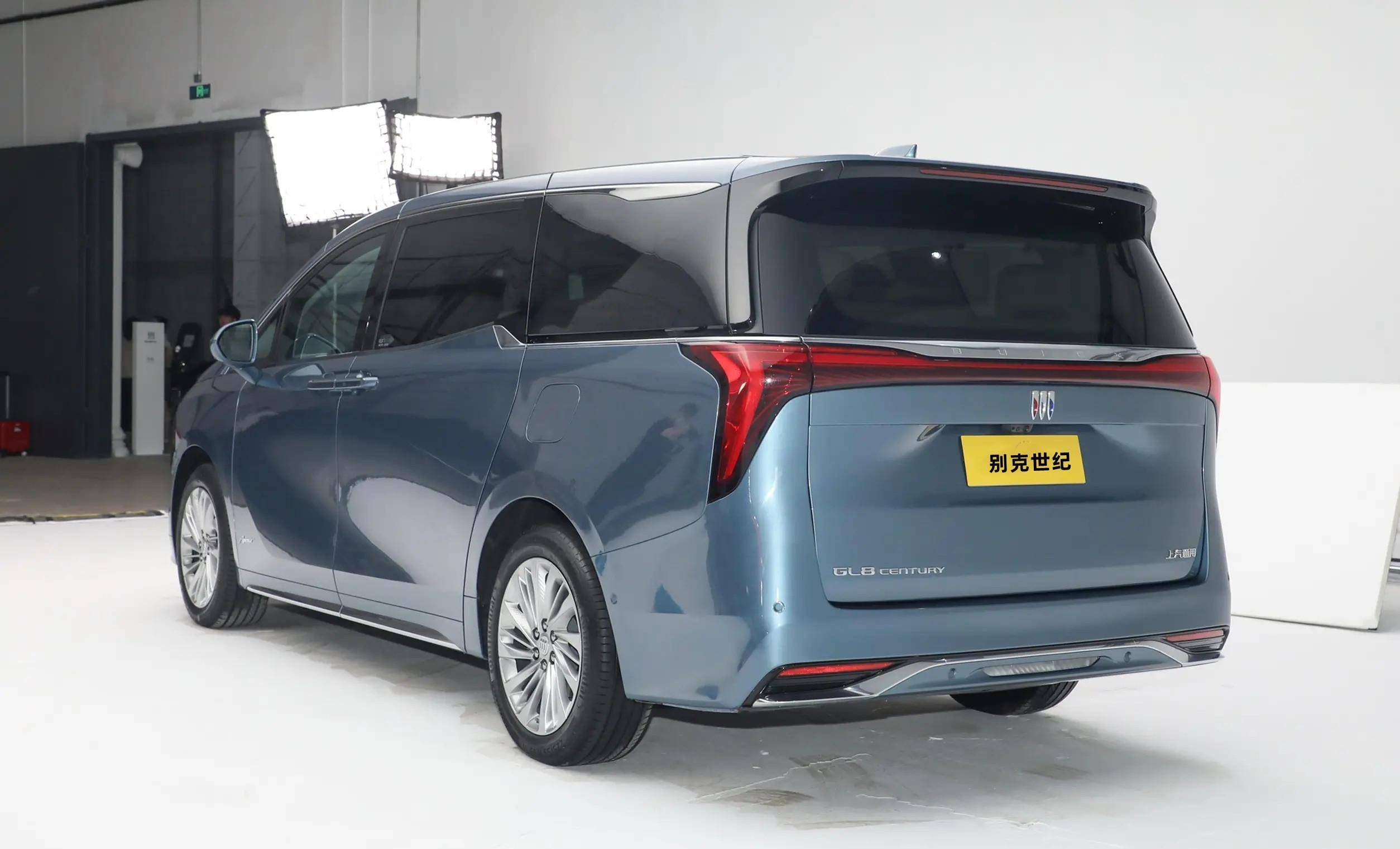 别克世纪 2.0t七座蕴世版上市,2.0t 9at,售价51.