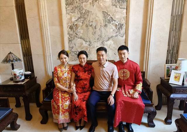 网友美国湾区偶遇李春江,禁赛5年财务自由美国享受人生_比赛_上海队