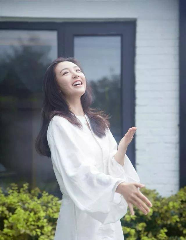 武大校花吴倩怀孕22周!与男友未婚先孕,疑似要奉子成婚?