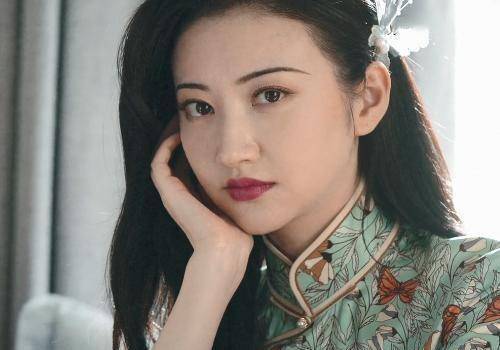 景甜演"王乾坤"的时候,劝你把弹幕给关了,怕你笑出猪叫声_颜福瑞_白英