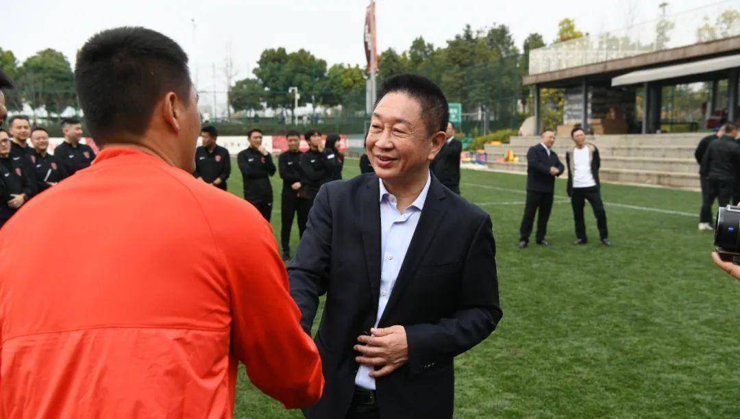 牢记嘱托勇往直前,成都荣成足球俱乐部召开季前赛动员