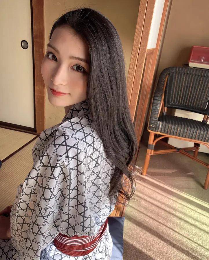 美图分享#本庄铃