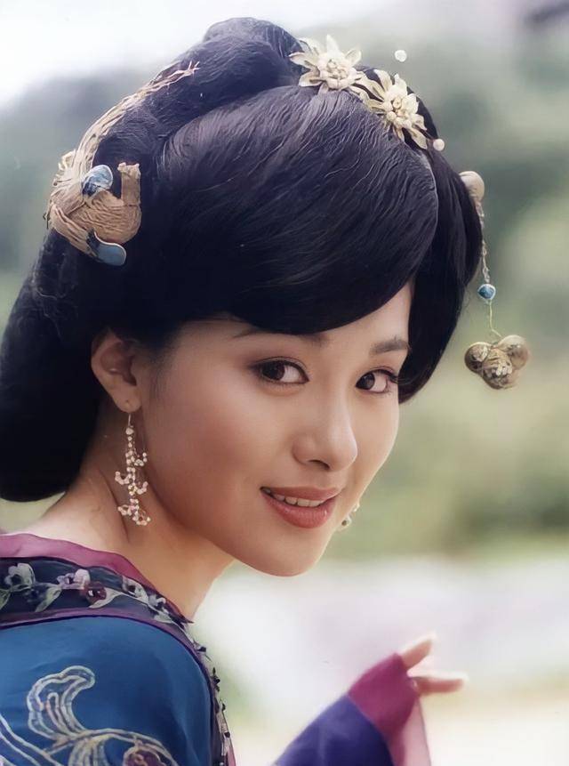 年轻时的沈傲君太美了,这颜值,是很多女演员无法媲美的_赛西施_公主