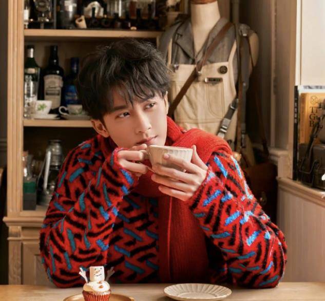 檀健次和孟佳同框,5cmx鞋跟意外抢镜,同样的情况不是头一回_鞋底_男友