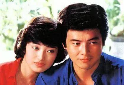 风靡一时,幸子的发型和衣饰被万千少女模仿,本文作者就剪过"幸子头"