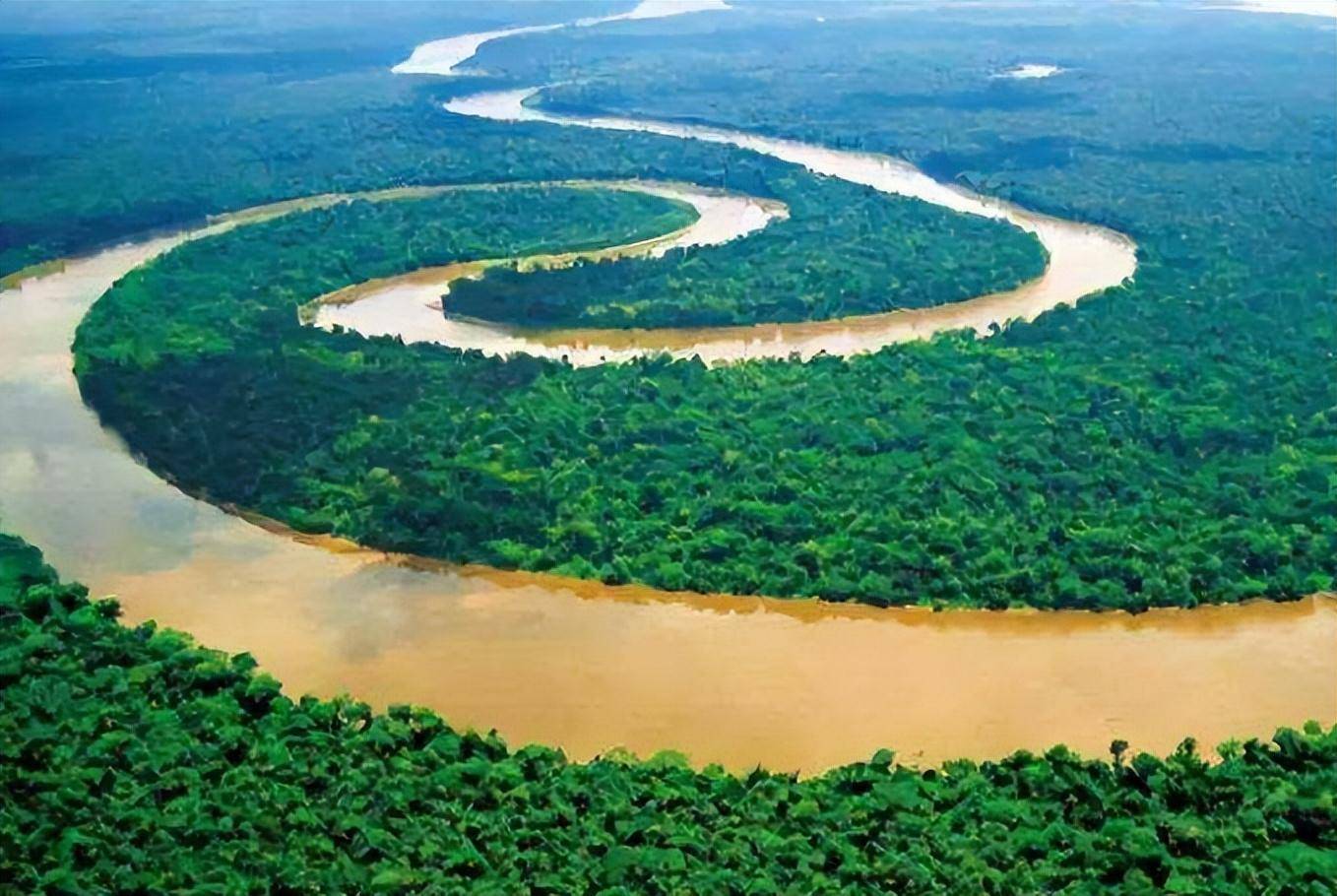 航拍亚马孙河与内格罗河交汇处，看巴西的泾渭分明|内格罗河|亚马孙河|交汇处_新浪新闻