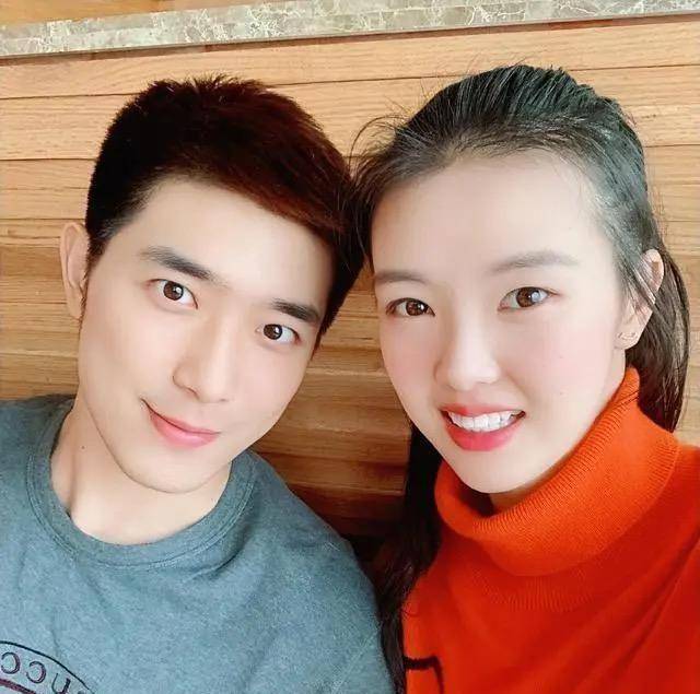 现在中国女排正是黄金一代女排,有了朱婷,袁心玥,龚翔宇等等一批世界