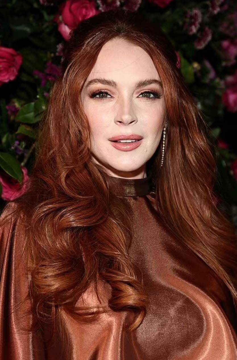 林赛·罗韩现身时装秀力挺模特兄妹,一家人超帅,全是娱乐圈_lindsay