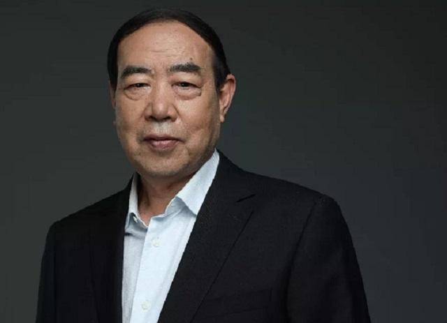 贾平凹前妻威武，仅怀疑贾平凹“精神偷欢”，就悍然离婚-贾平凹有几任妻子
