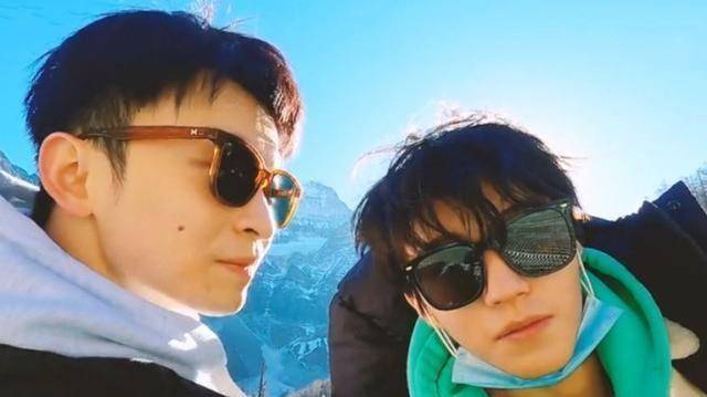 王俊凯少年vlog报到,吃喝玩乐样样俱全,粉丝们却红了眼眶_董子健_刘昊