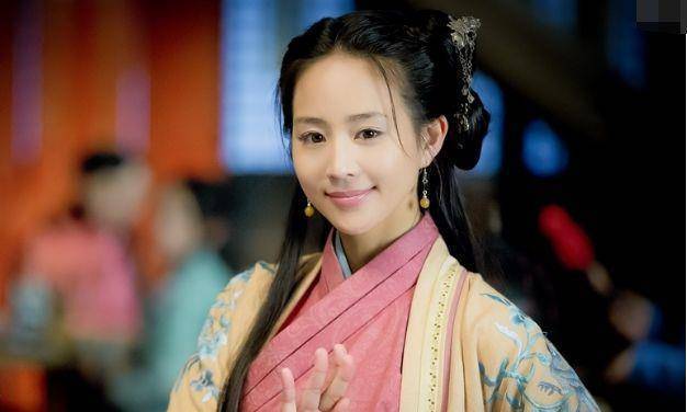 张钧甯饰演古装剧这么美,海兰记忆犹新,而这一角刷新颜值巅峰_剧中