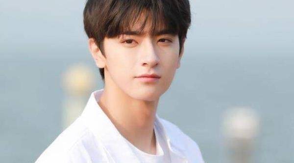 小时光高甜恋爱,网友大呼好羡慕,原来男主林一才20岁_电视剧_生活