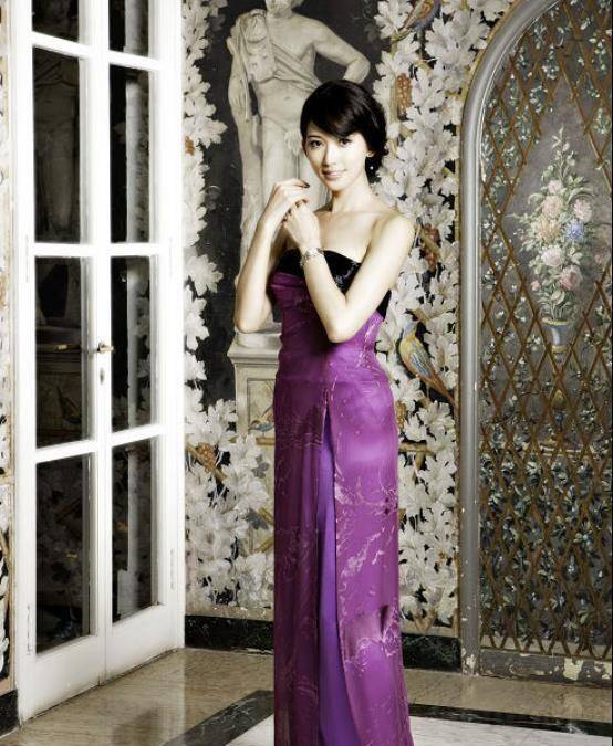 女明星排行_中国女明星排名前30