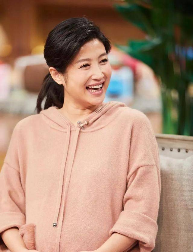 央视主持人如此坚强温暖,因为朱丹接手了妻子产后的所有繁重工作_北京