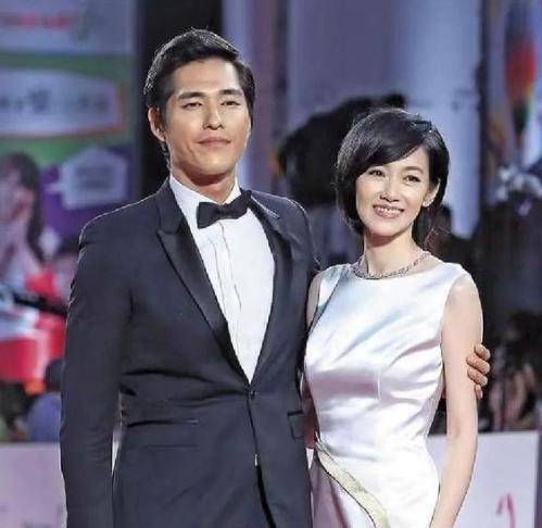 看完周渝民与蓝正龙的妻子后,总算明白为何他们都不娶大s了_工作