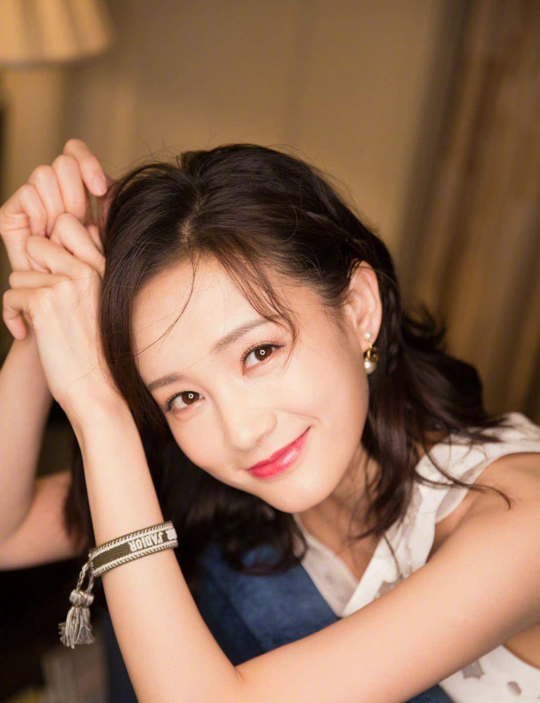 李一桐演技遭质疑,霸气回应网友,姐会让你闭嘴,话少人狠_观众_作品