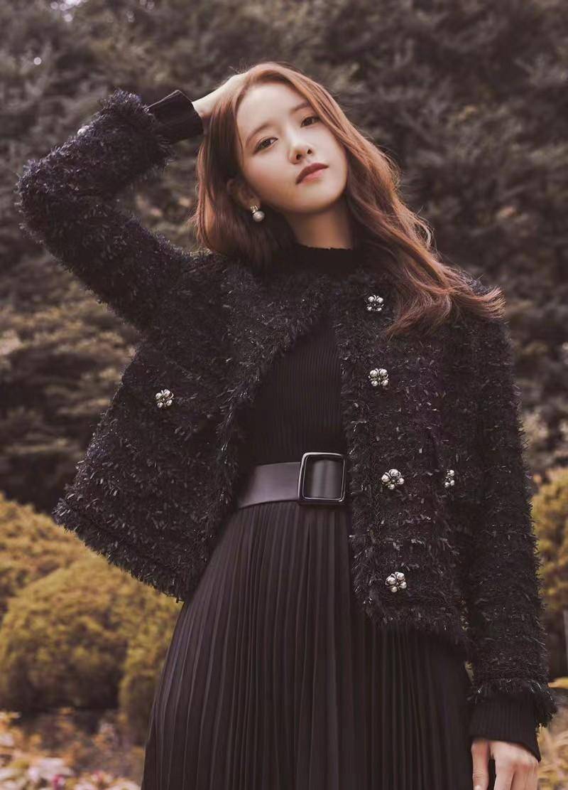 少女时代林允儿的外照这么美?你喜欢它?_衬衫_白色_裙子