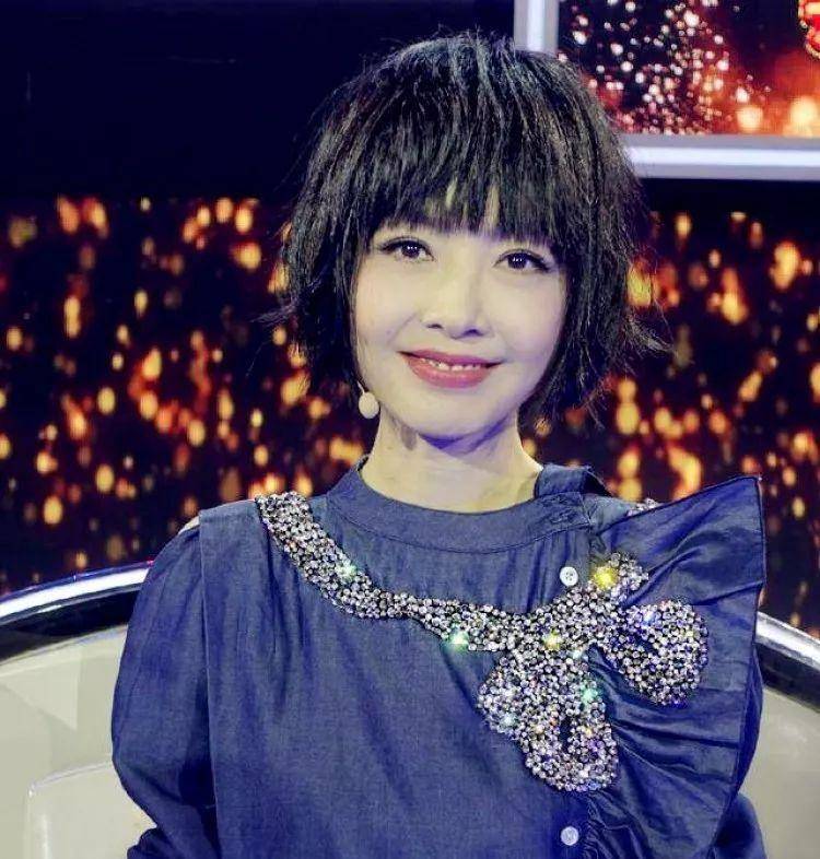 鲁豫:真的只是"尬聊女王"吗?_工作_霍建华_嘉宾