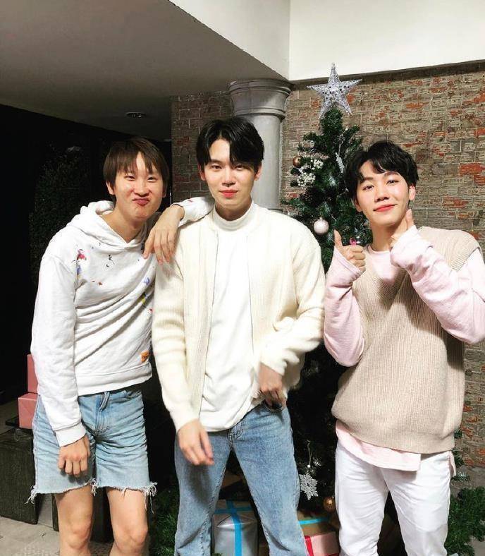 盘点他泰牛导合照:撑起泰腐半壁江山的一众帅哥_bounprem_地球_爱的