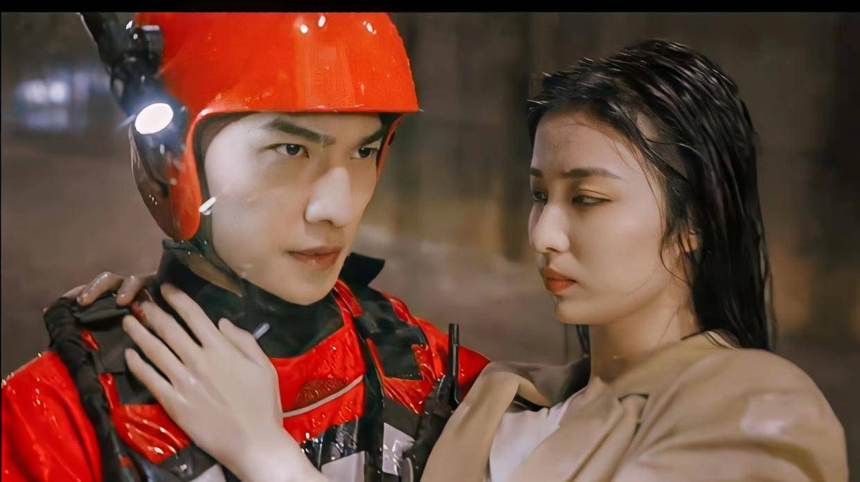 起猛了,看见杨洋王楚然杨超越我的人间烟火开播,那英献唱主题歌_许沁