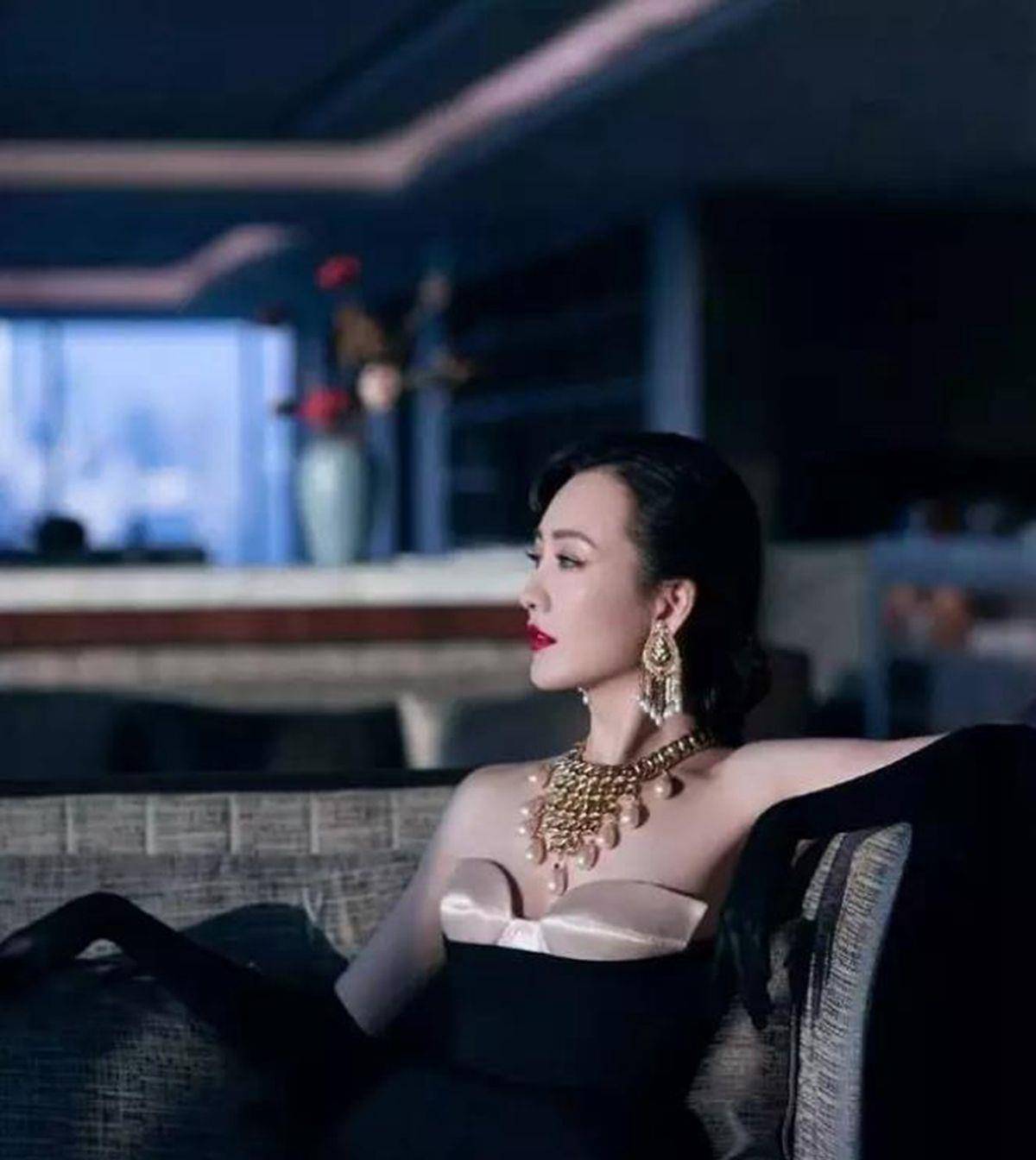 王鸥摄影"真大胆",内衣前卫时尚,女人味藏不住_方式_风格_照片