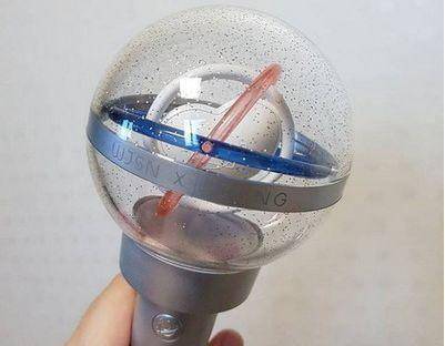 女团应援棒合集,twiceapink宇宙少女mamamoo,哪家最好看?